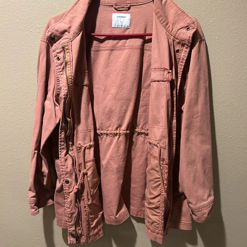 Old Navy Women's Rose Utility Jacket with Drawstring Waist - Picture 4 of 5